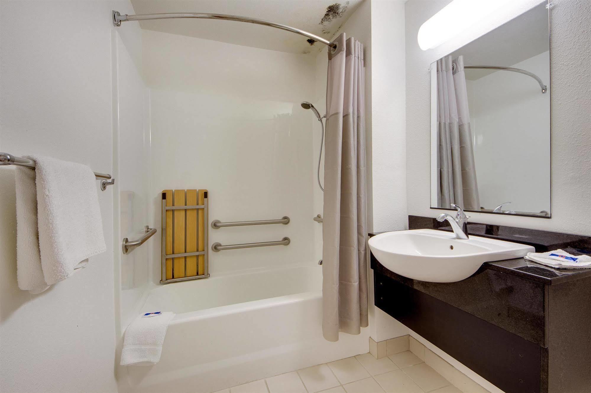 Avera Suites Маскоги Экстерьер фото